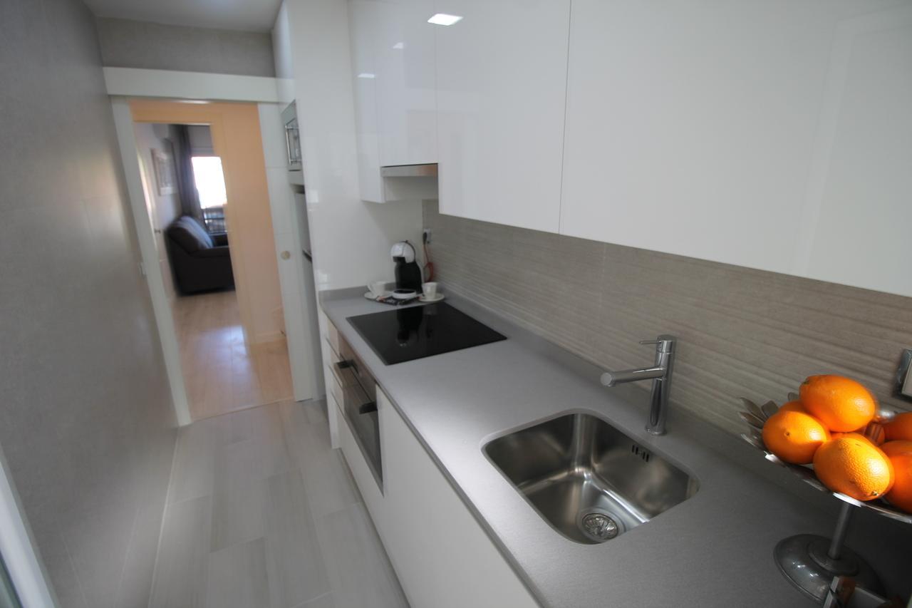 Family Deluxe Apartment Beach Castelldefels Esterno foto